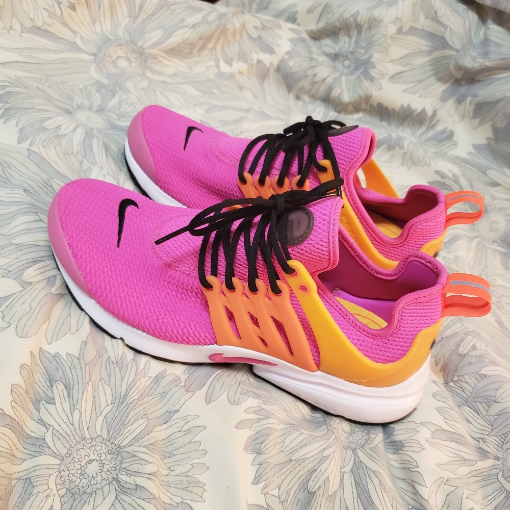Nike women shoes